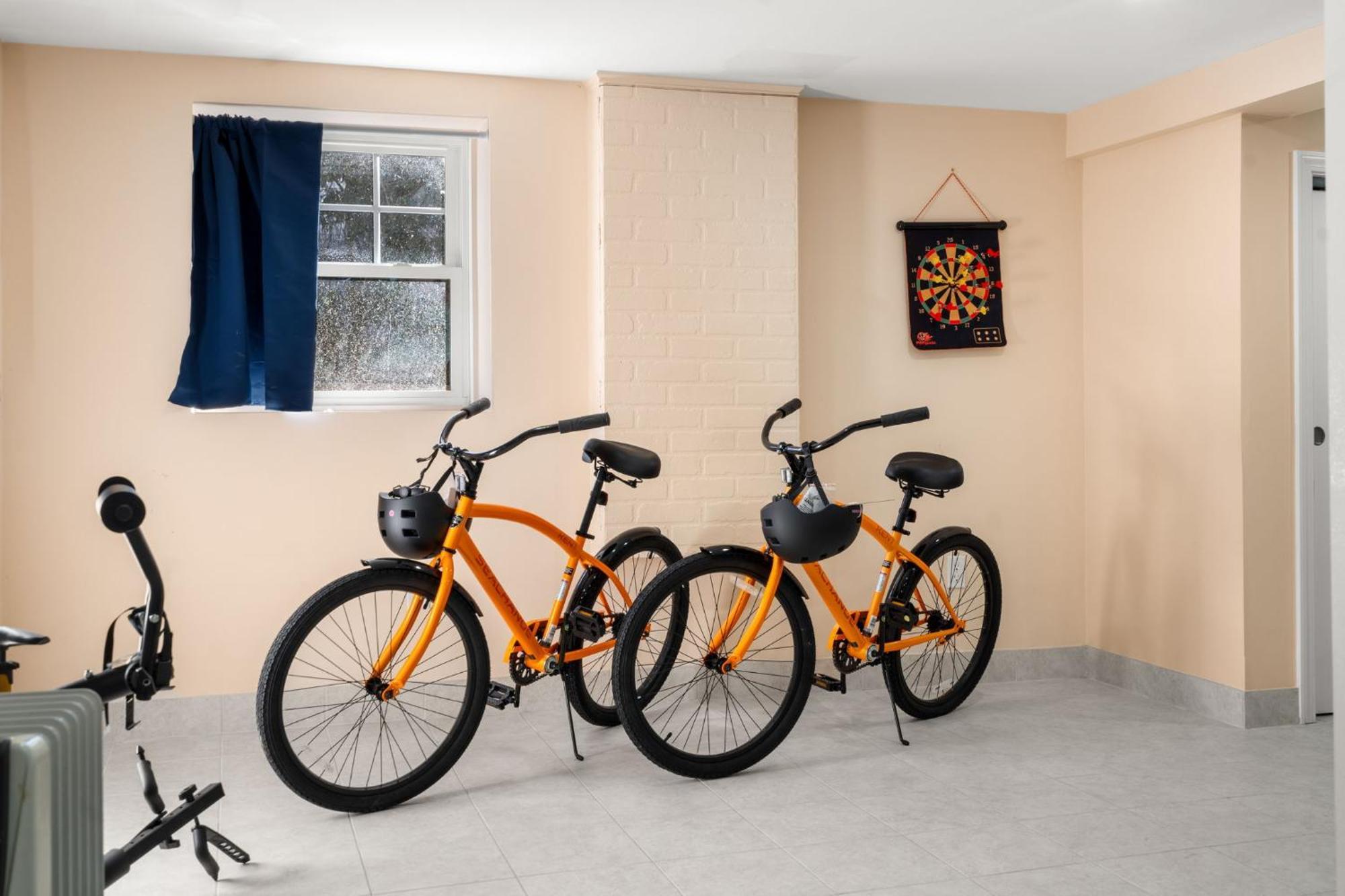 Hot Tub, Electric Bikes, Solo Stove, Projector, Smores มาร์เบิลเฮด ภายนอก รูปภาพ